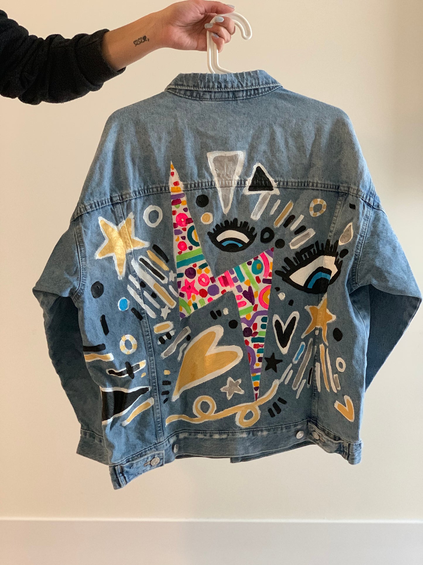 Adults customized, Hand-Painted Denim Jacket 🎨